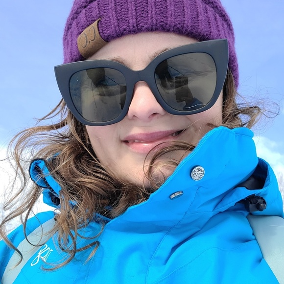 Meet your Posher, Kristina - Picture 1 of 1